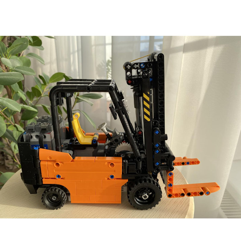 Agriculture Farming Certificate - MOC-78013 ฟาร์มการเกษตร รถยกควบคุมระยะไกล บล็อกตัวต่อ รุ่น 664